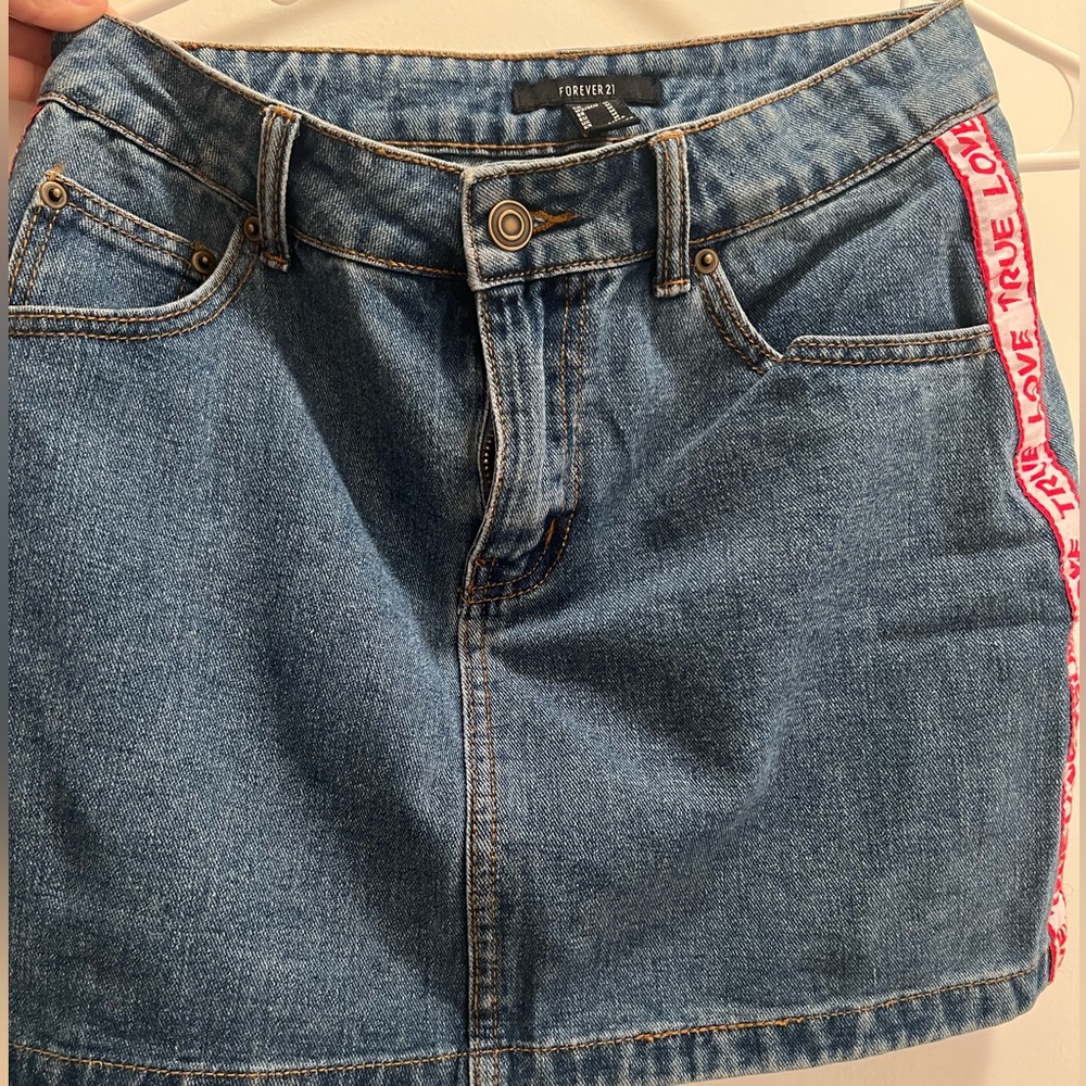 BRAND NEW MINI SKIRT